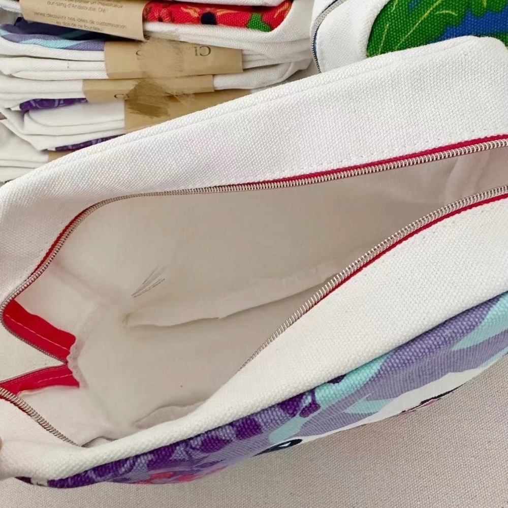Bags - Picture 3 of 5